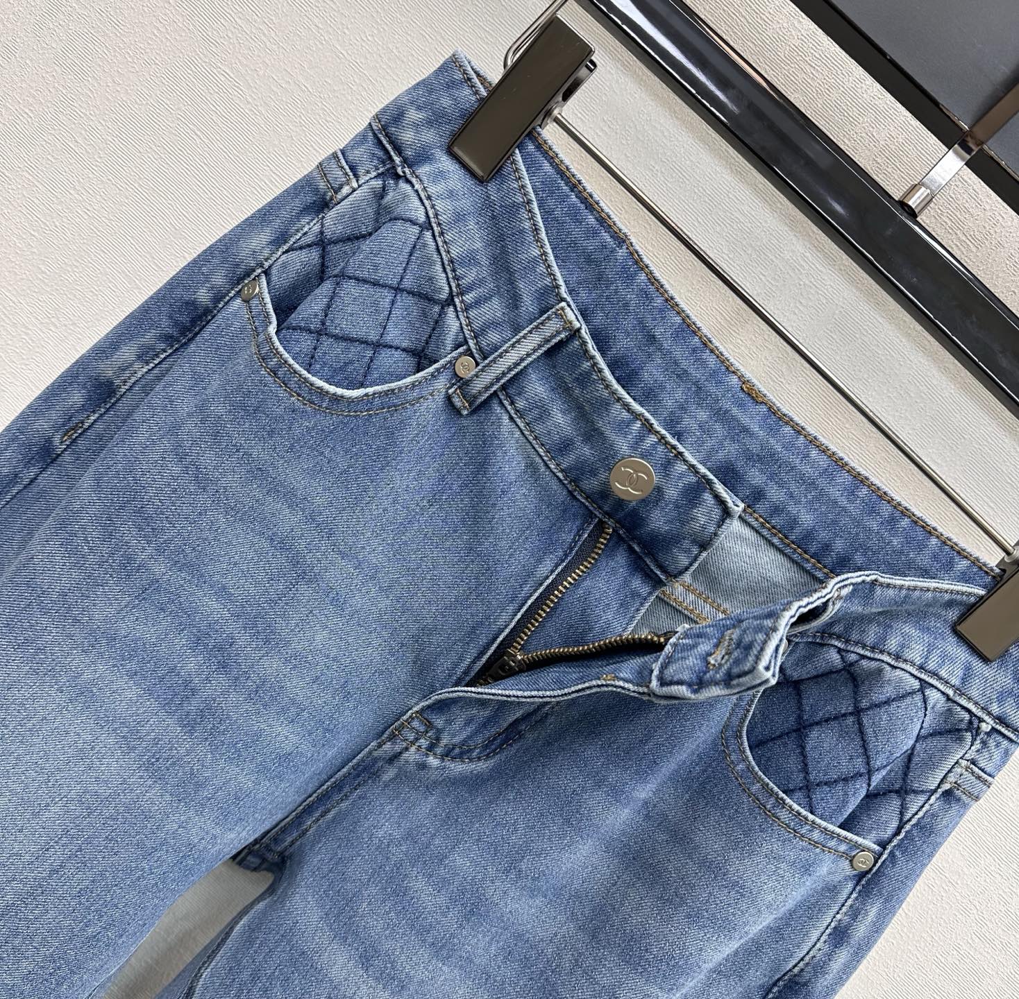 CHANEL 26S JEANS STYLE 1065