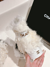 SHORT BOOTS IN WHITE LAMB FUR AND LAMBSKIN 962186