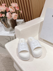 BLOCK SLIDE WITH TRIOMPHE IN WHITE SMOOTH LAMBSKIN