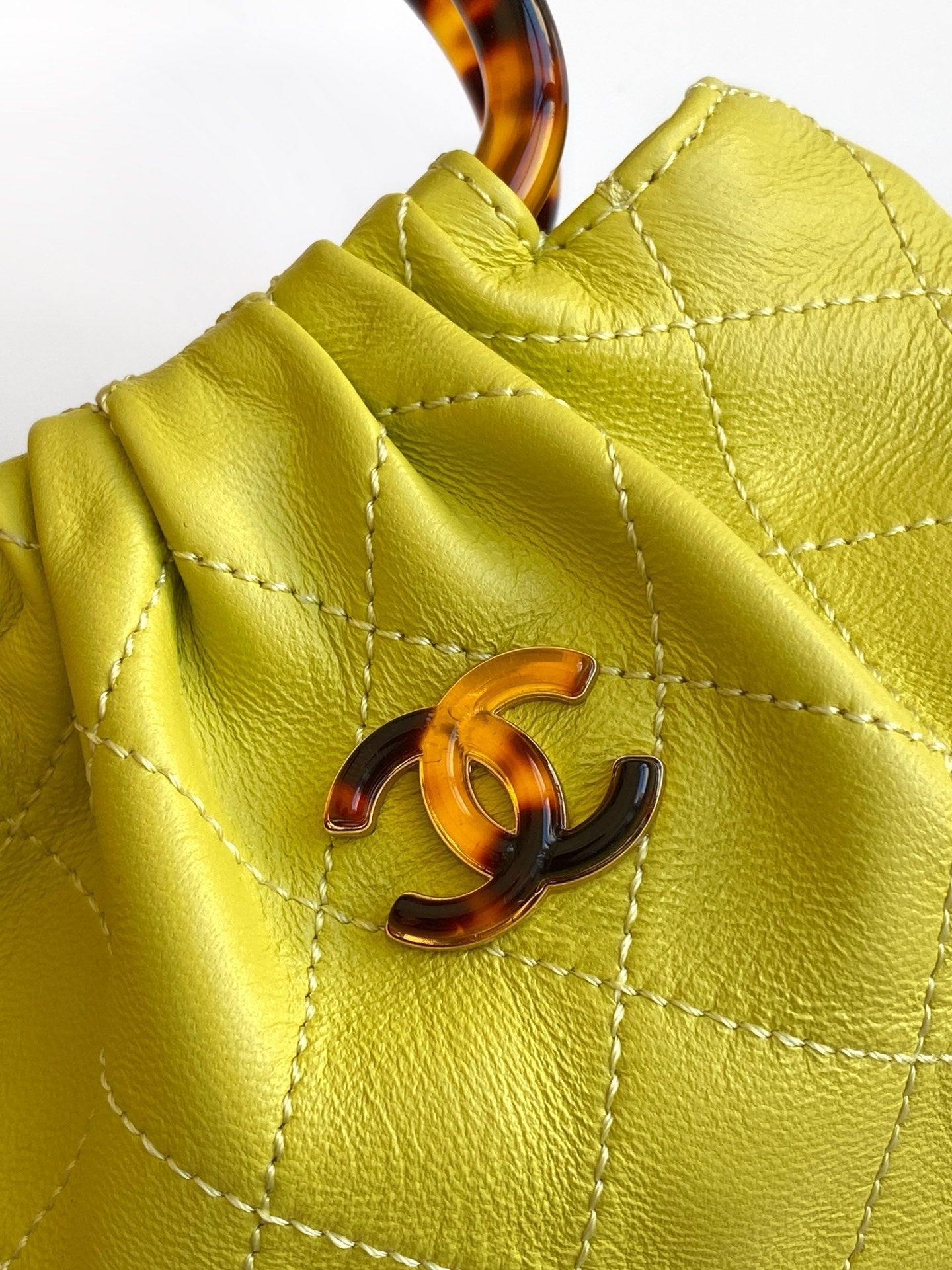 CHANEL 26S HAND BAG 12 IN LIME YELLOW LAMBSKIN GOLD HARDWARE