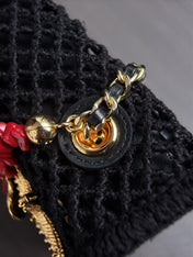 CHANEL 26S SMALL FLAP BAG 21 IN BLACK MESH-WOVEN RAFFIA AND CALFSKIN GOLD HARDWARE