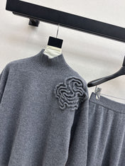 VALENTINO 26S SWEATER AND SKIRT SET STYLE 76
