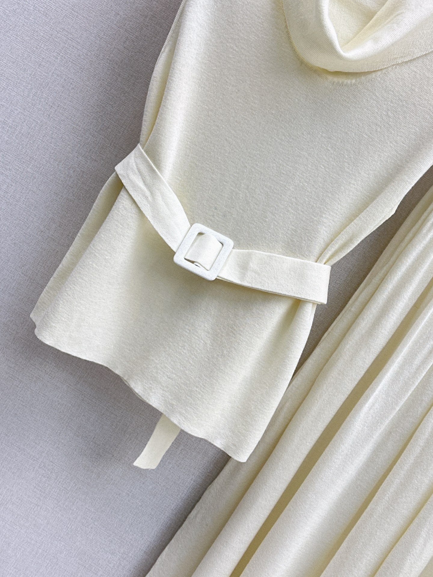 HERMES 26S SLEEVELESS TOP AND STRAIGHT-LEG TROUSERS SET 753