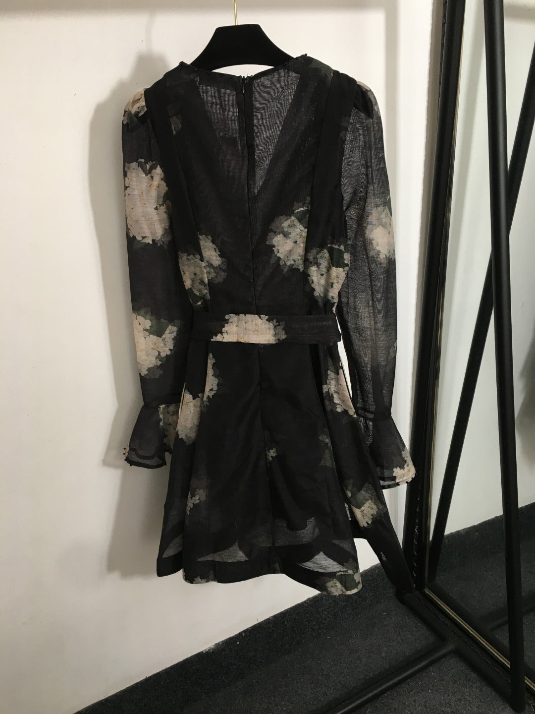 ZIMMERMANN 26S V-NECK MINI DRESS 303