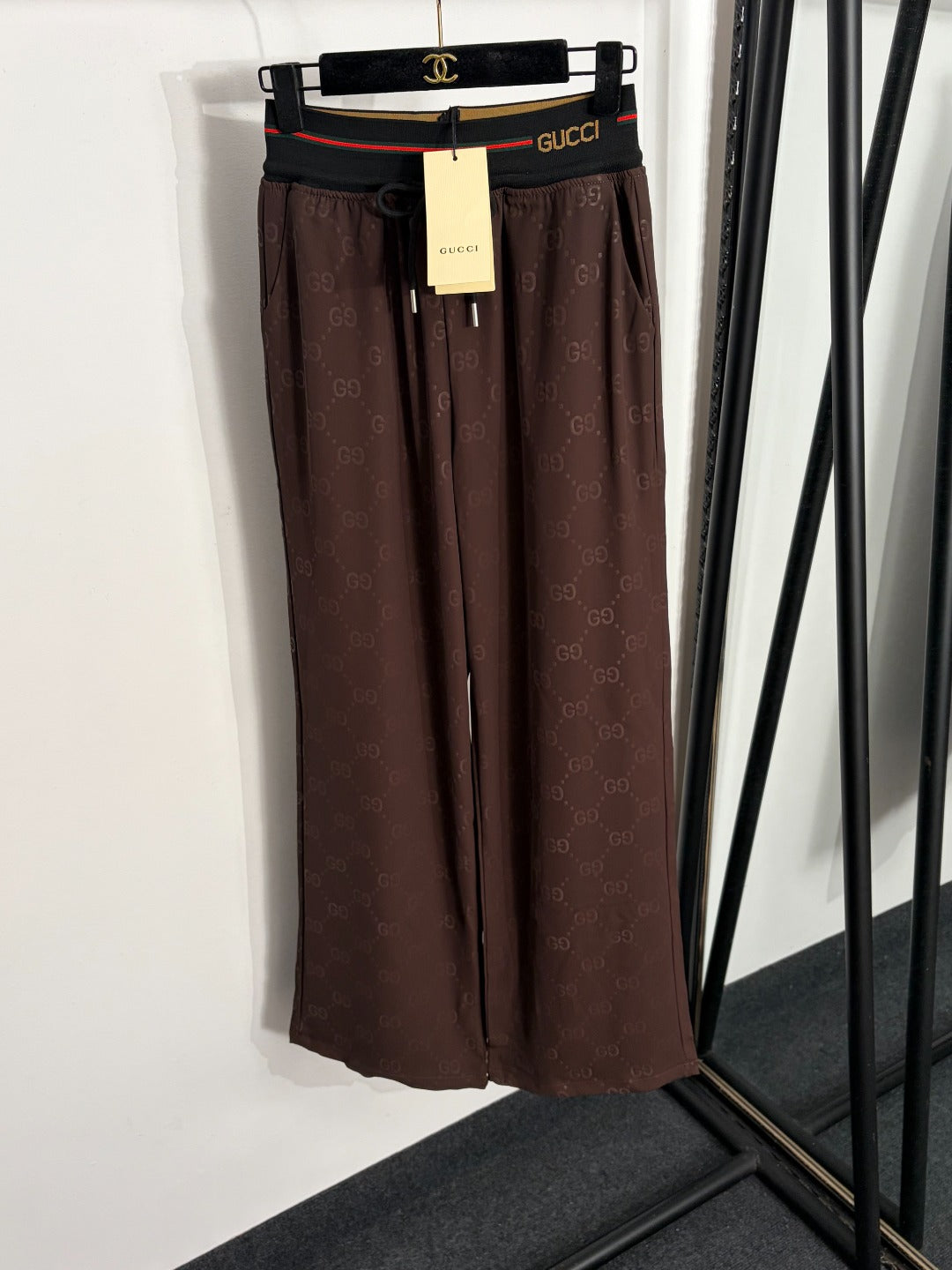 GUCCI 26S HIGH-WAISTED PANTS 466
