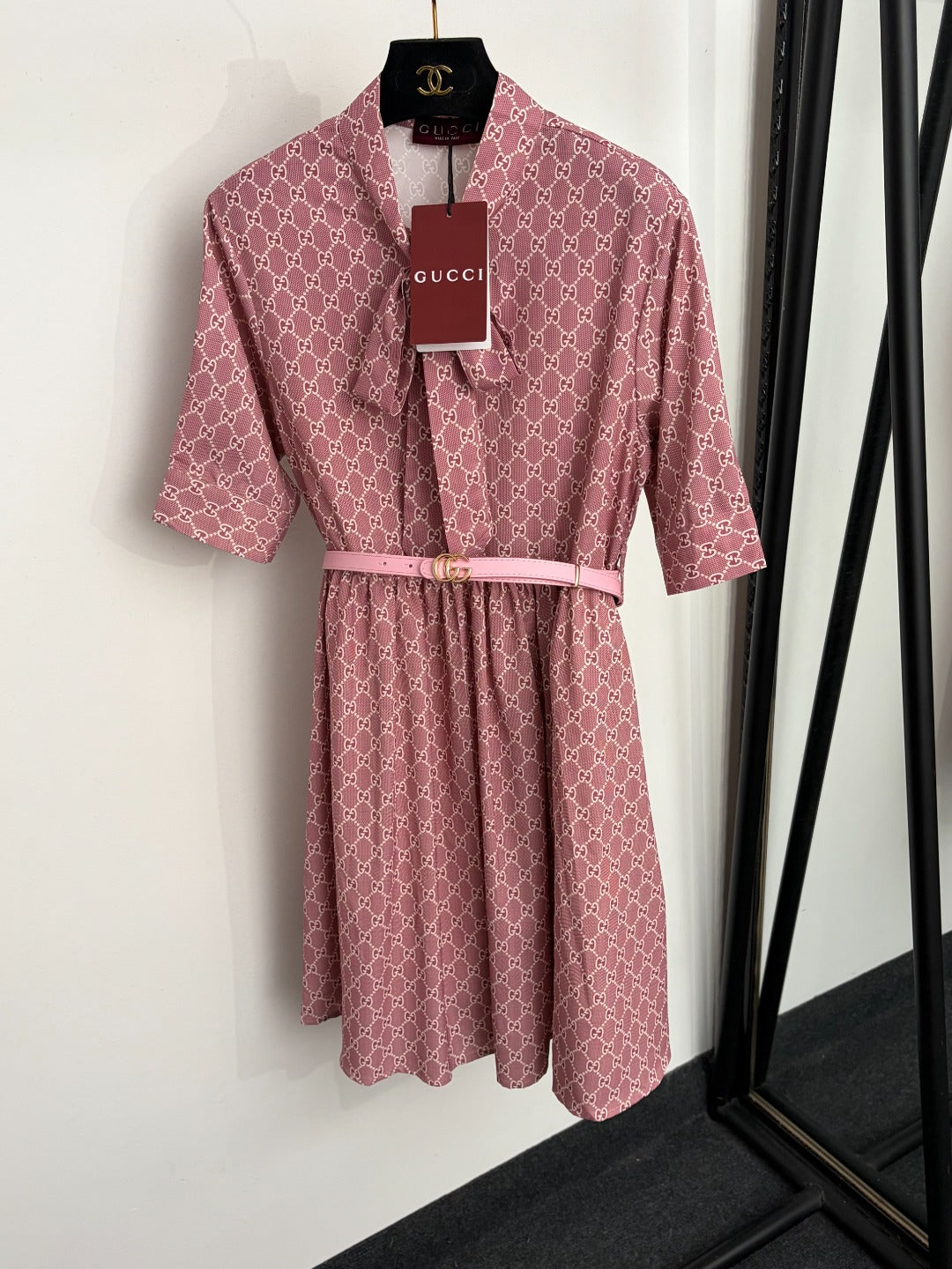 GUCCI 26S SHORT-SLEEVE BOW-TIE DRESS 419