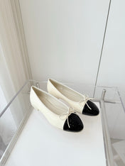 BALLET FLAT IN WHITE MIX BLACK CALFSKIN