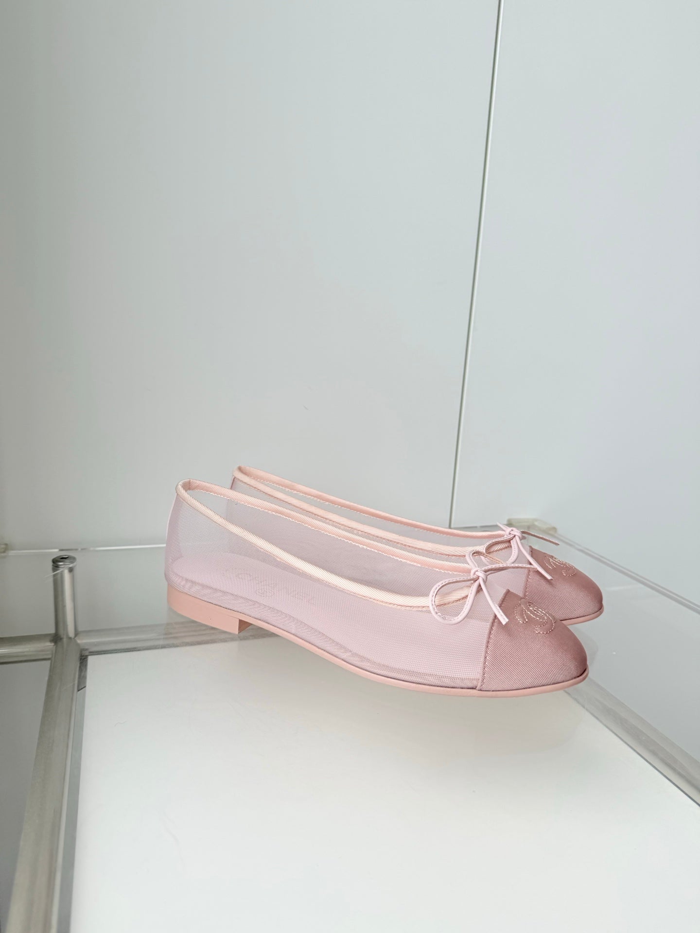 CHANEL 26S BALLET FLATS IN LIGHT PINK MESH TOE CAP AND BOW