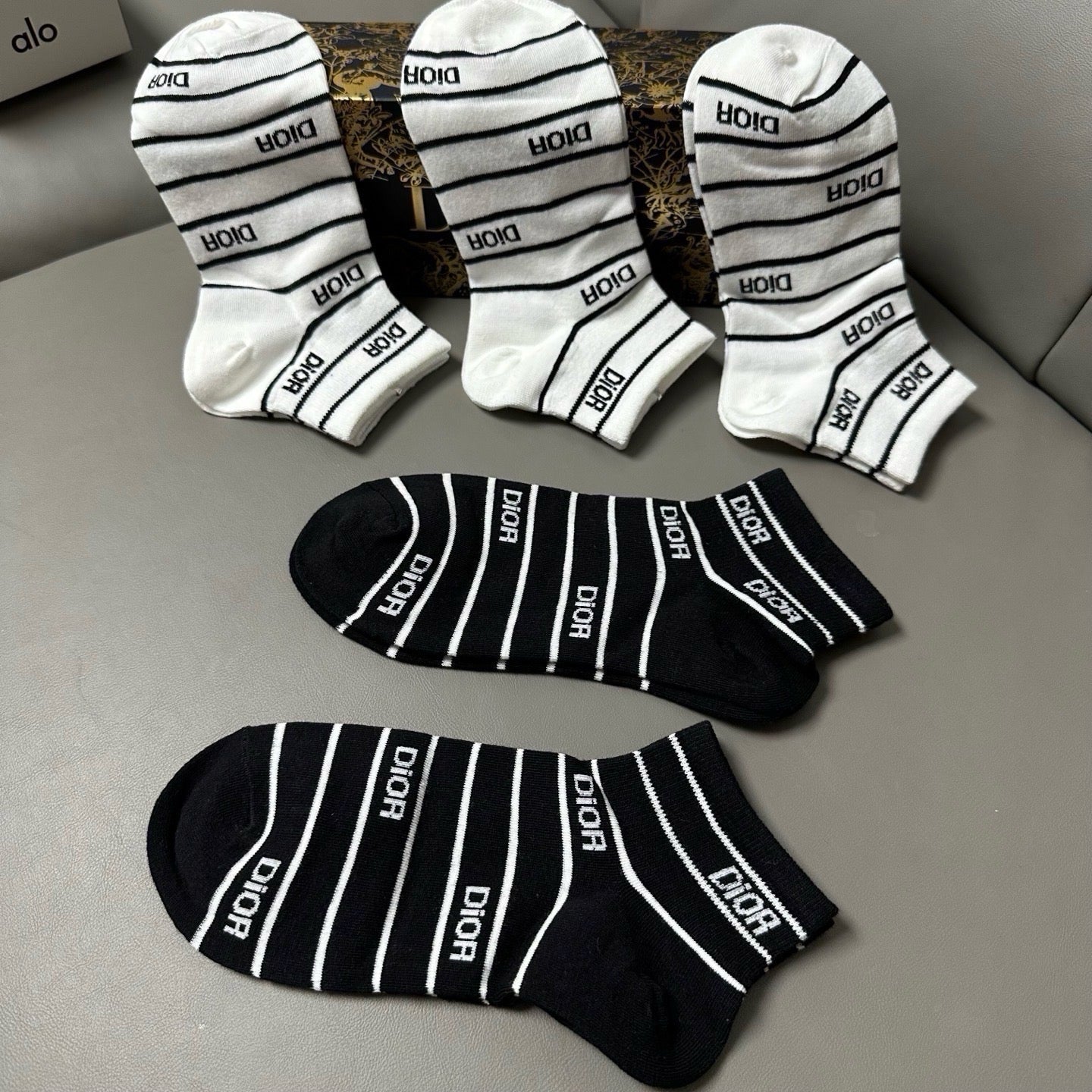 DIOR 26S ANKLE SOCKS 412455 (1 BOX)