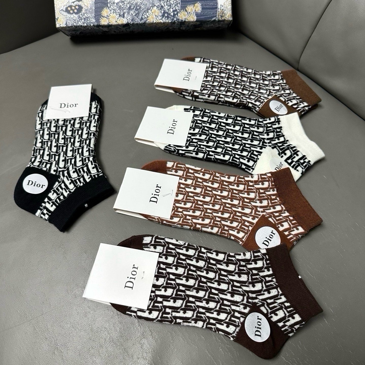 DIOR 26S ANKLE SOCKS 415728 (1 BOX)
