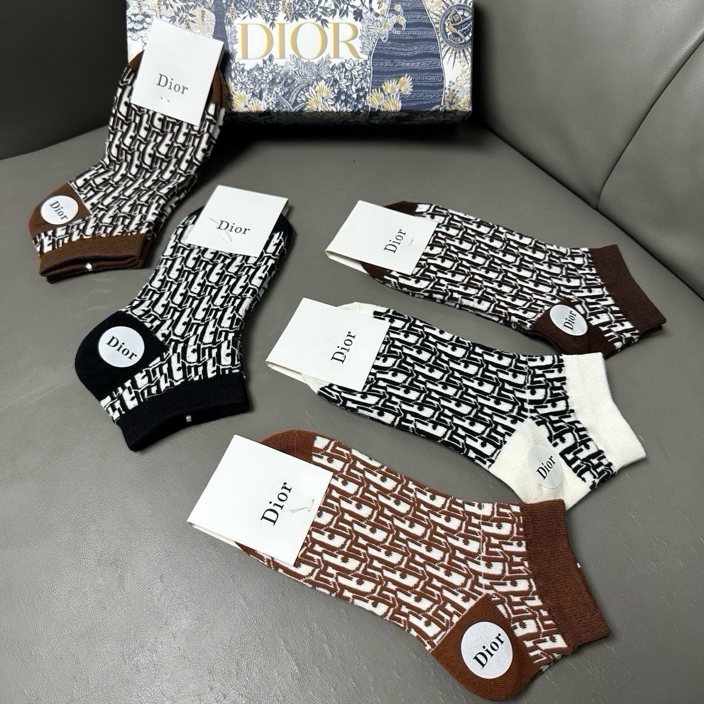 DIOR 26S ANKLE SOCKS 415728 (1 BOX)