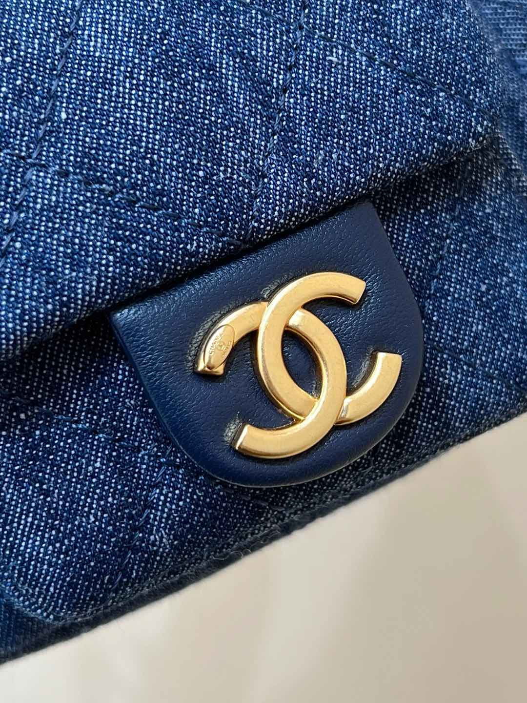 CHANEL 25S LARGE HOBO BAG 35 IN DARK BLUE DENIM GOLD HARDWARE