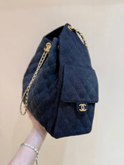 CC 25 HANDBAG 40 IN DARK BLUE DENIM GOLD HARDWARE