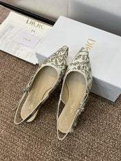 J'ADIOR SLINGBACK PUMP WHITE AND GOLD-TONE MILLEFIORI JACQUARD