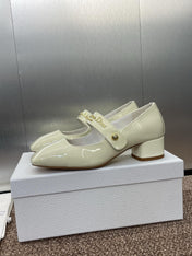 MEDIUM 35 MM HEEL PUMP IN WHITE PATENT CALFSKIN