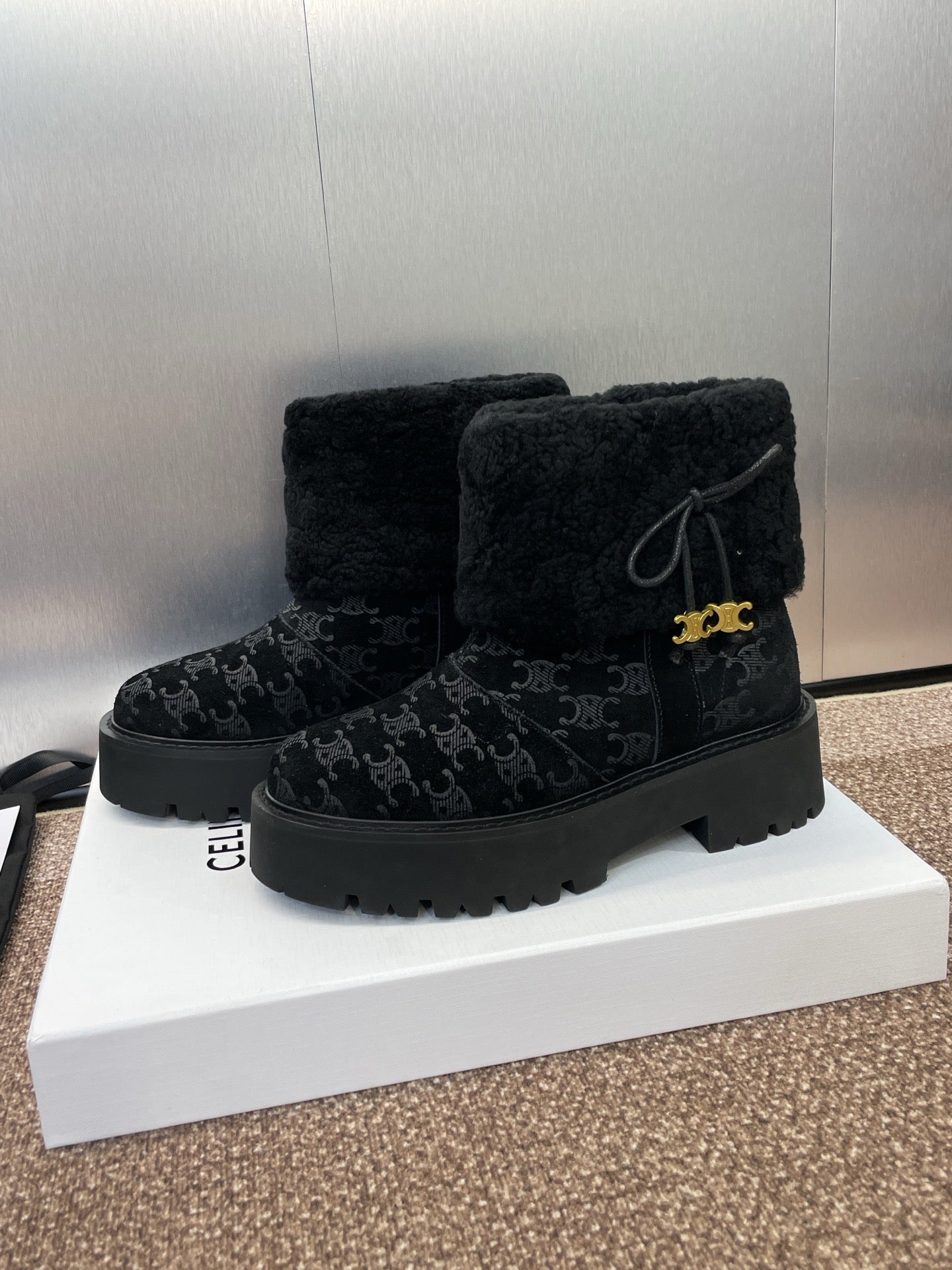 CELINE 26S ANKLE BOOTS 45 MM IN BLACK SUEDE AND WOOL