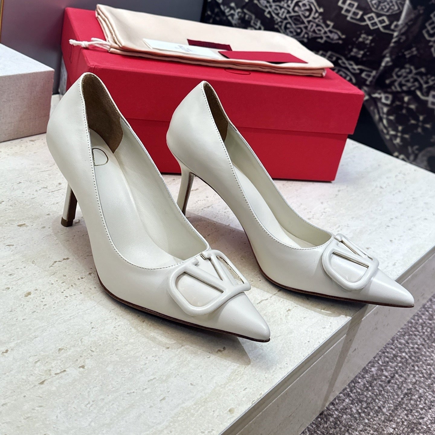 VALENTINO 26S HIGH HEELS 80 MM IN CREAM WHITE CALFSKIN