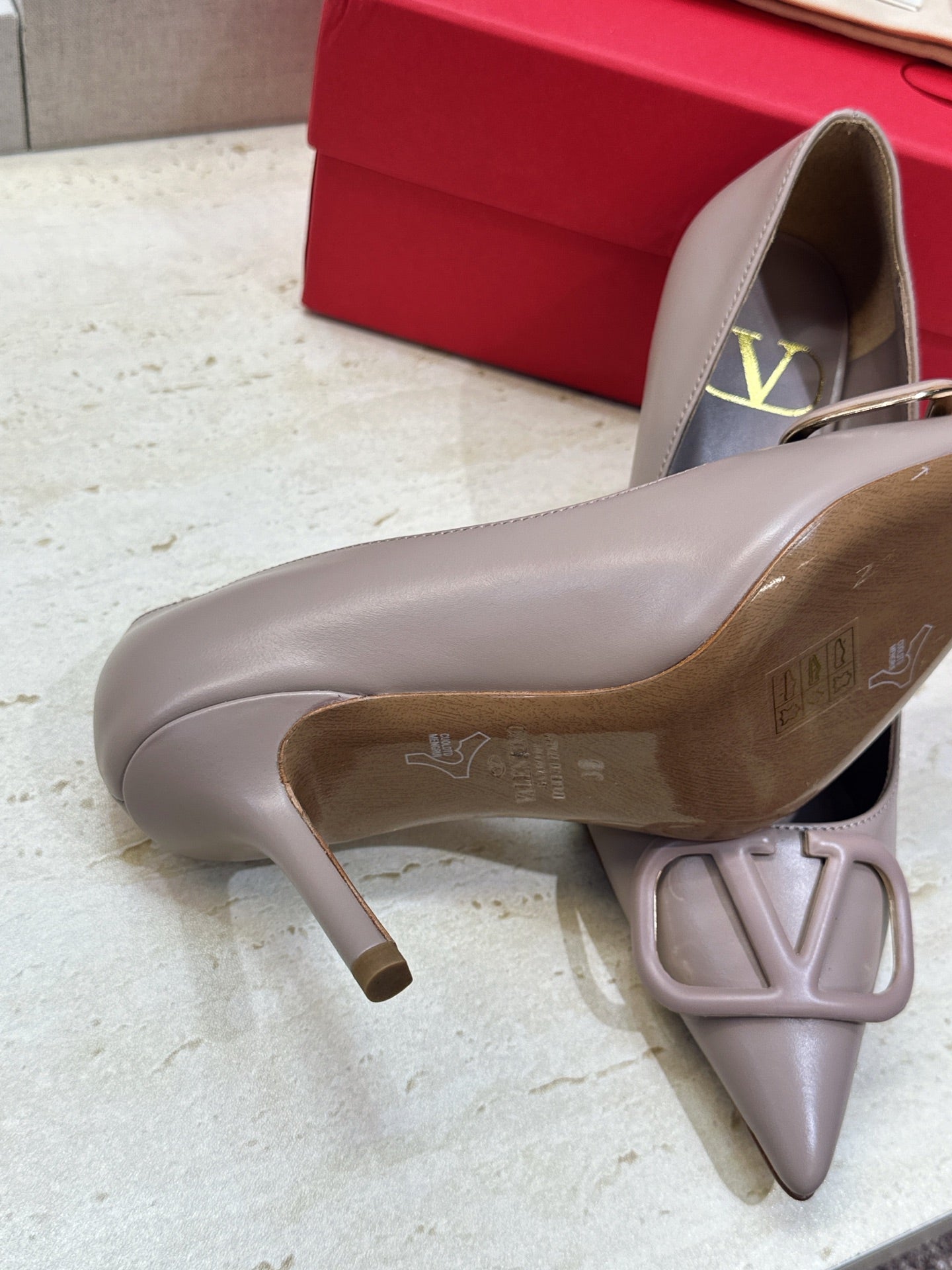 VALENTINO 26S HIGH HEELS 80 MM IN GREYISH BEIGE CALFSKIN