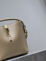YSL 25S LE 37 BUCKET 15 IN BEIGE CALFSKIN GOLD HARDWRE