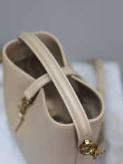 YSL 25S LE 37 BUCKET 15 IN BEIGE CALFSKIN GOLD HARDWARE