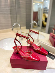 ROCKSTUD SLINGBACK IN CHERRY RED CALFSKIN 50MM
