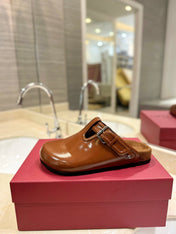 FUSSFRIEND BRONZE BROWN PATENT CALFSKIN LEATHER SABOT