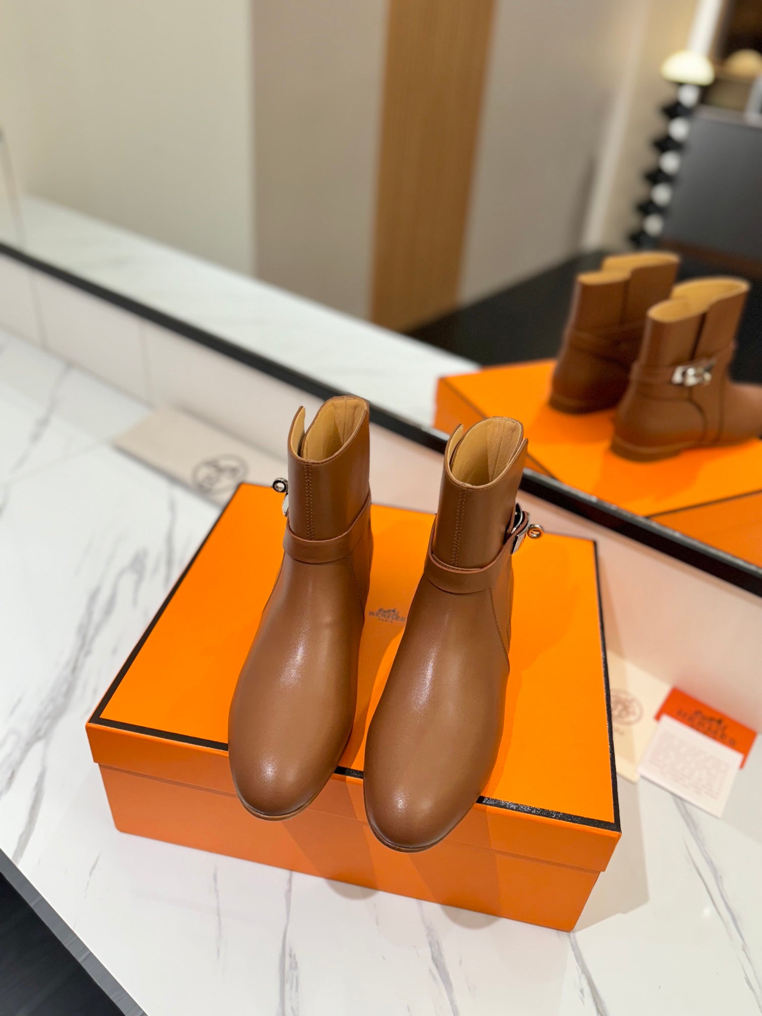 HM 26S NEO ANKLE BOOTS IN BROWN CALFSKIN