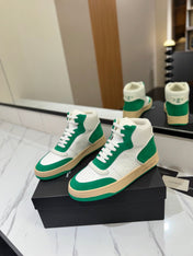 MID-TOP SNEAKERS IN WHITE PERFORATED LAMBSKIN AND GREEN SUEDE