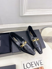 FLAT LOAFERS WITH GOLD CHAIN IN BLACK GLOSSY CALFSKIN