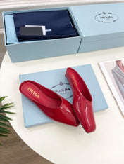 MULES SQUARE TOE IN RED SHINY CALFSKIN