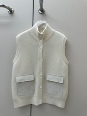 LORO PIANA 26S HIGH-NECK BUTTONED KNIT VEST 911