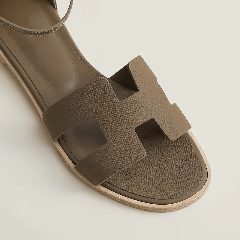 santorini-sandal--182138ZX3-wor_4_b48f1e8a-89e3-4a25-851c-8fdfc77cabc9.jpg
