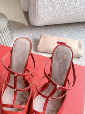 Rockstud Wispy Calfskin Mule 90mm Matte Red